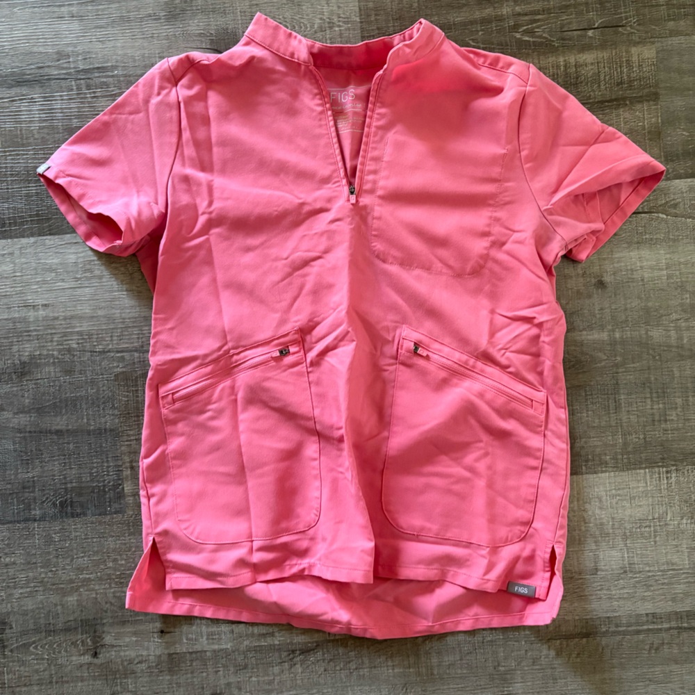 Figs Scrub Top